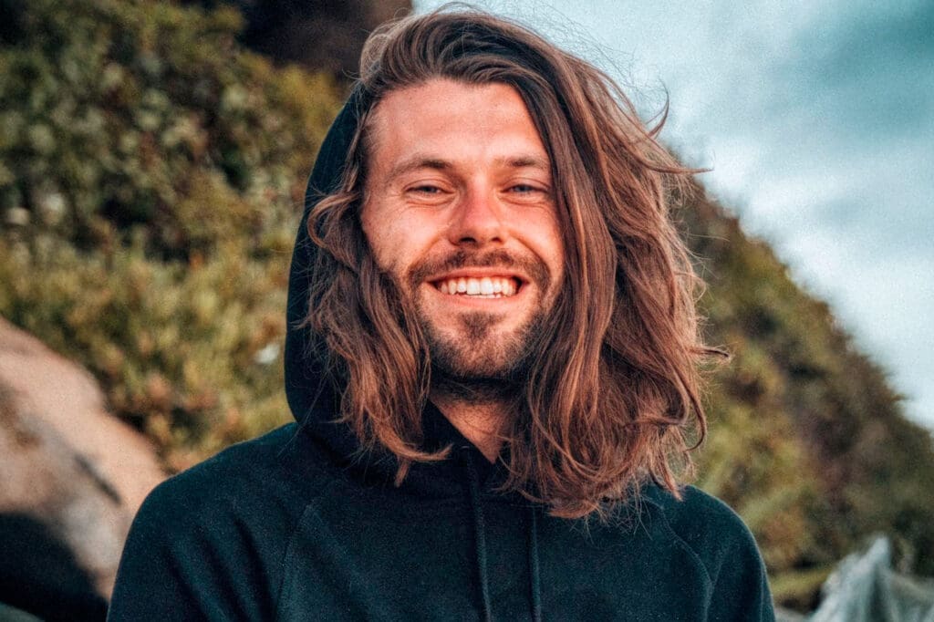 Sam_Bentley Sam Bentley creates social media content around positive environmental news